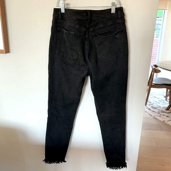 DL1961 Farrow Cropped High Rise Skinny Jeans in Black Size 27 with Ripped Hem - Picture 6 of 11